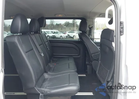 2016 Mercedes-Benz Metris из США, поврежденный, VIN WD4PG2EEXG3097393